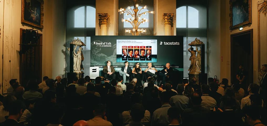 A panel on the main stage at Proof of Talk Paris