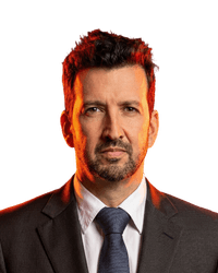 Elliot Hentov